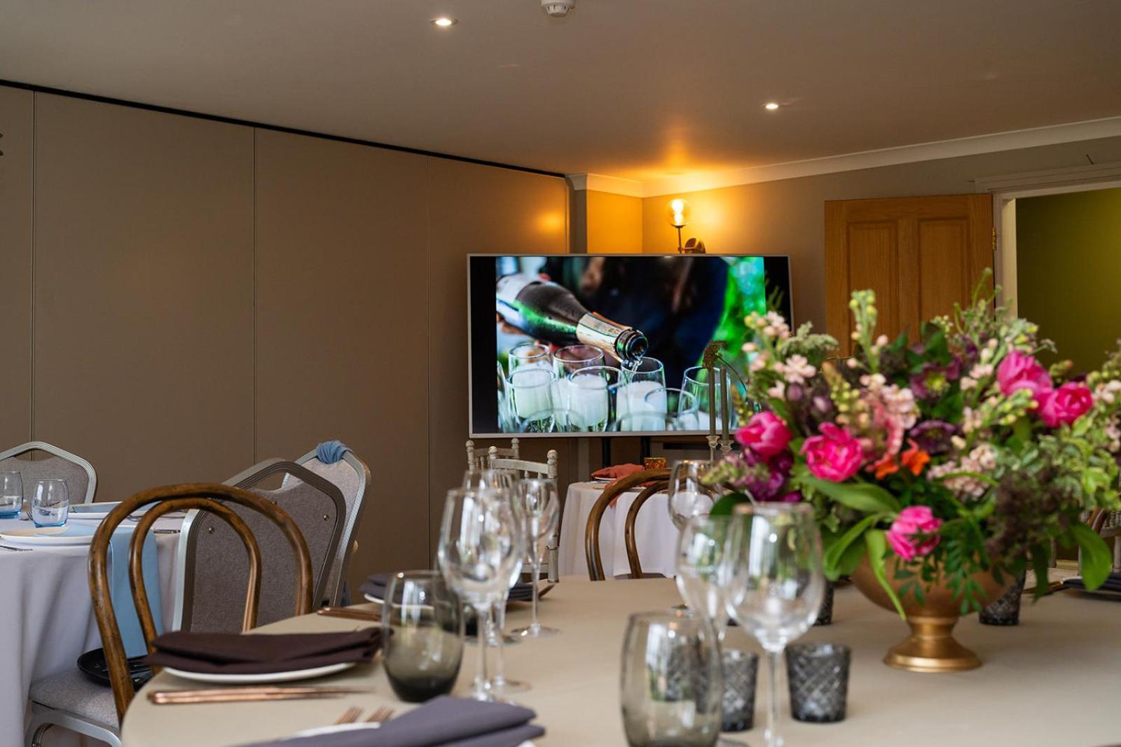 Tottington Manor Hotel Henfield Экстерьер фото