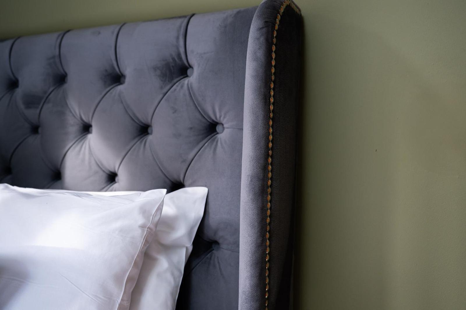 Tottington Manor Hotel Henfield Экстерьер фото